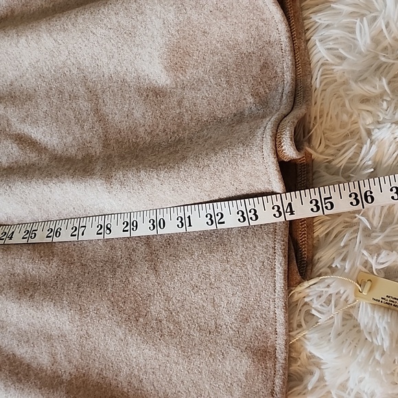 OGL Brand New Elegant Tan Women's Skirt Fall/ Winter Skirt - Picture 6 of 9